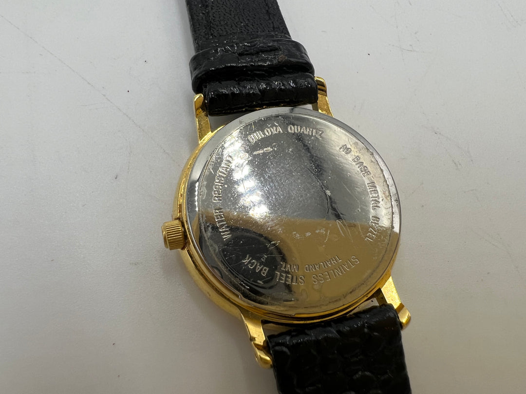 t901 Elegant Bulova Gold Tone Ladies Wrist Watch