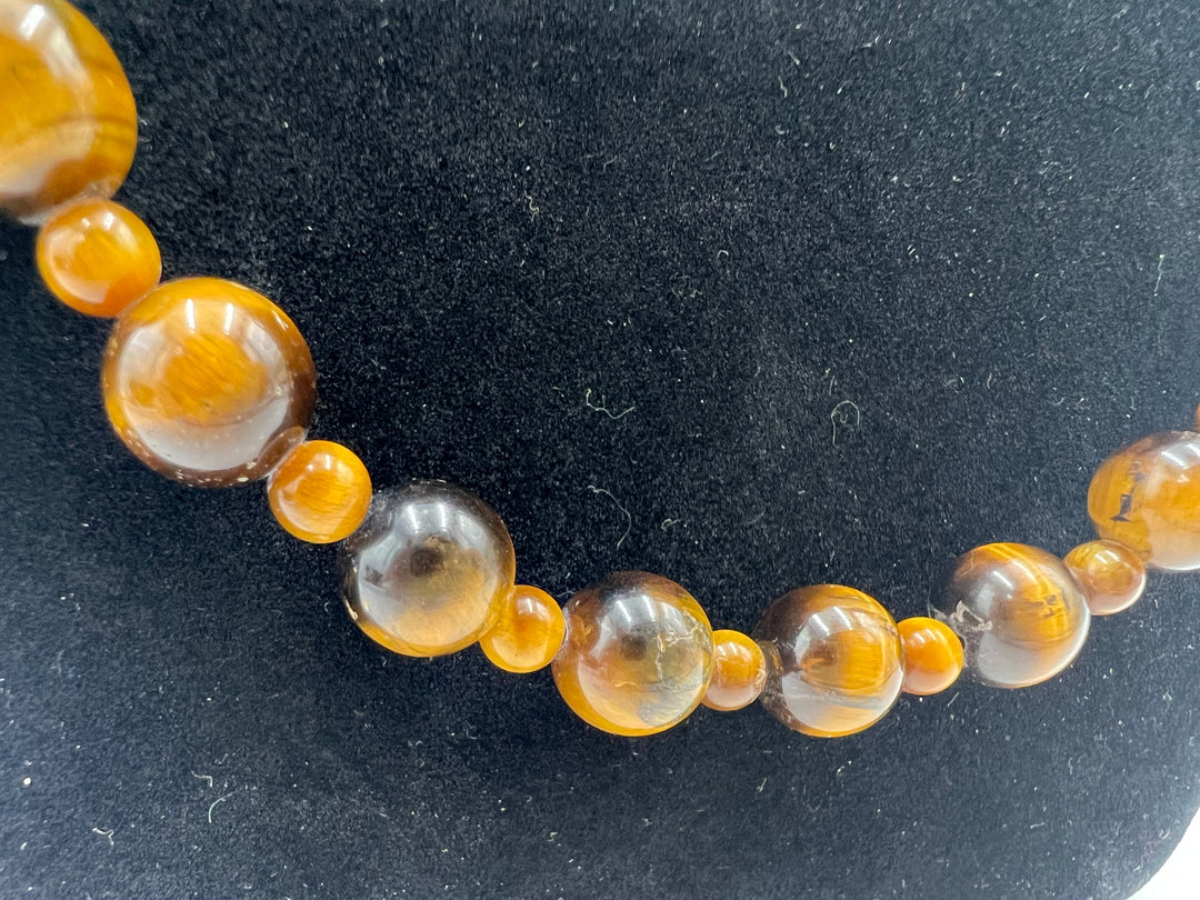 t910 Unique Tiger Eye Beaded Necklace 24in