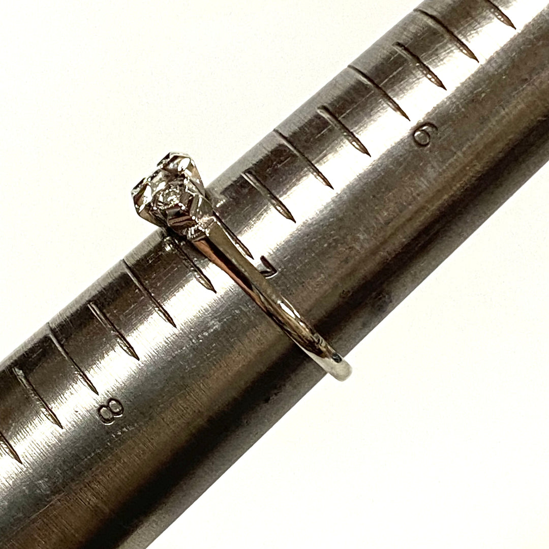 v250 Vintage 14K White Gold .15cts Diamond Stone Engagement Ring Size 7
