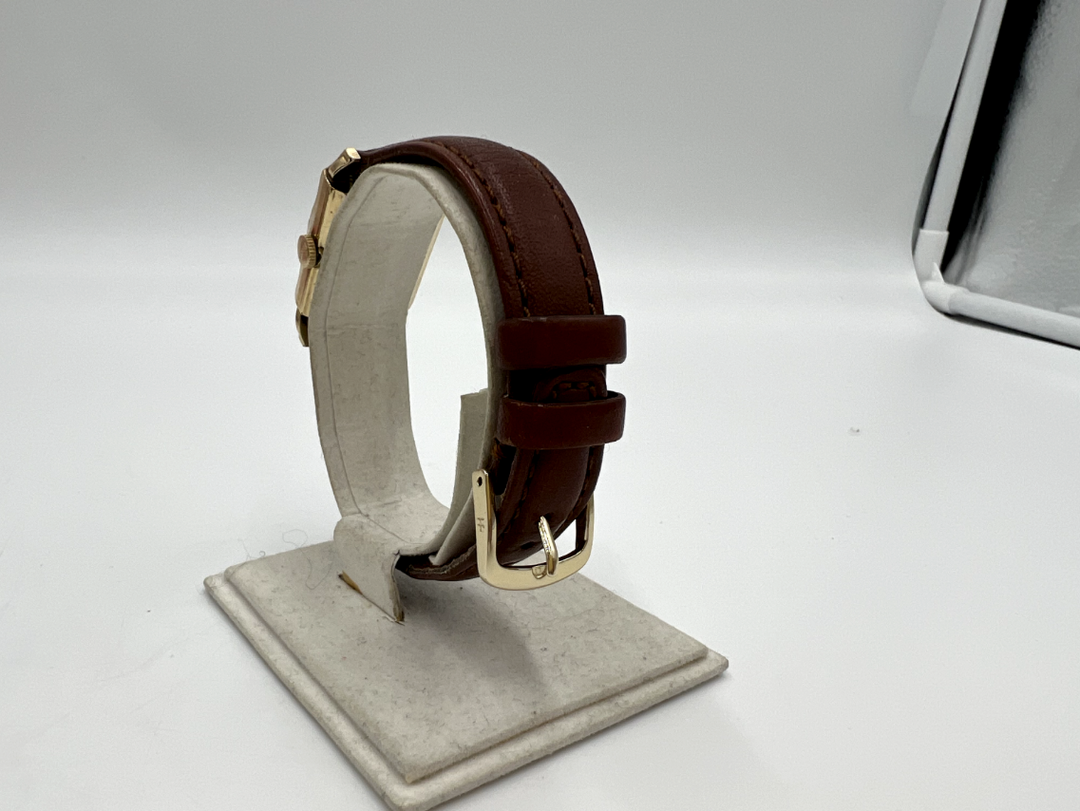 t652 1950s Gold Filled Bulova Wristwatch 21 Jewel Movement