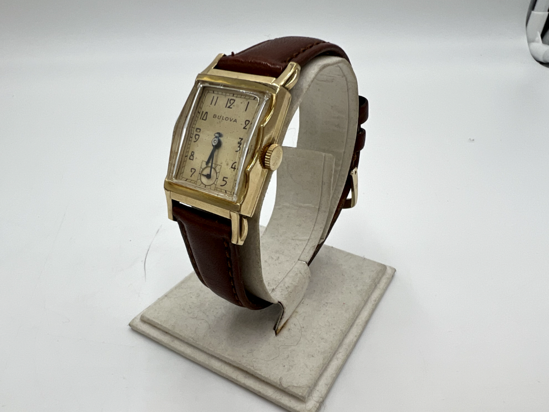t652 1950s Gold Filled Bulova Wristwatch 21 Jewel Movement