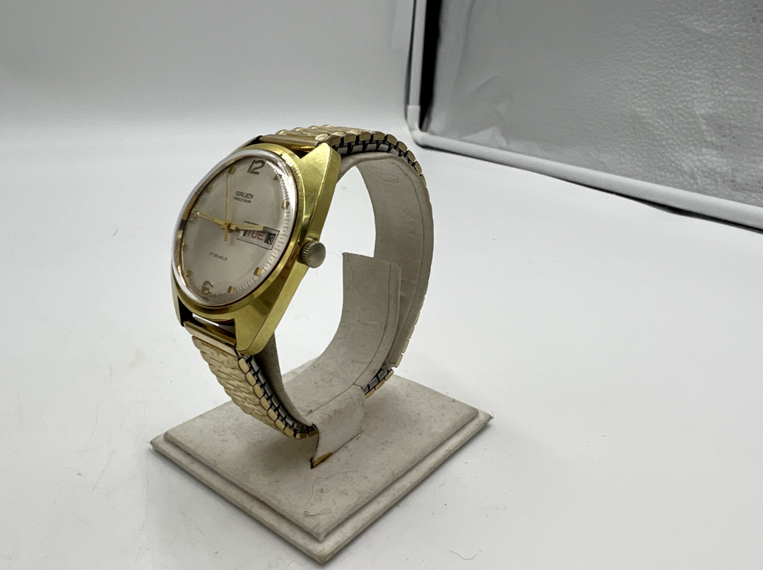 t653 Vintage Gruen Wrist Watch 17 Jewel Movement