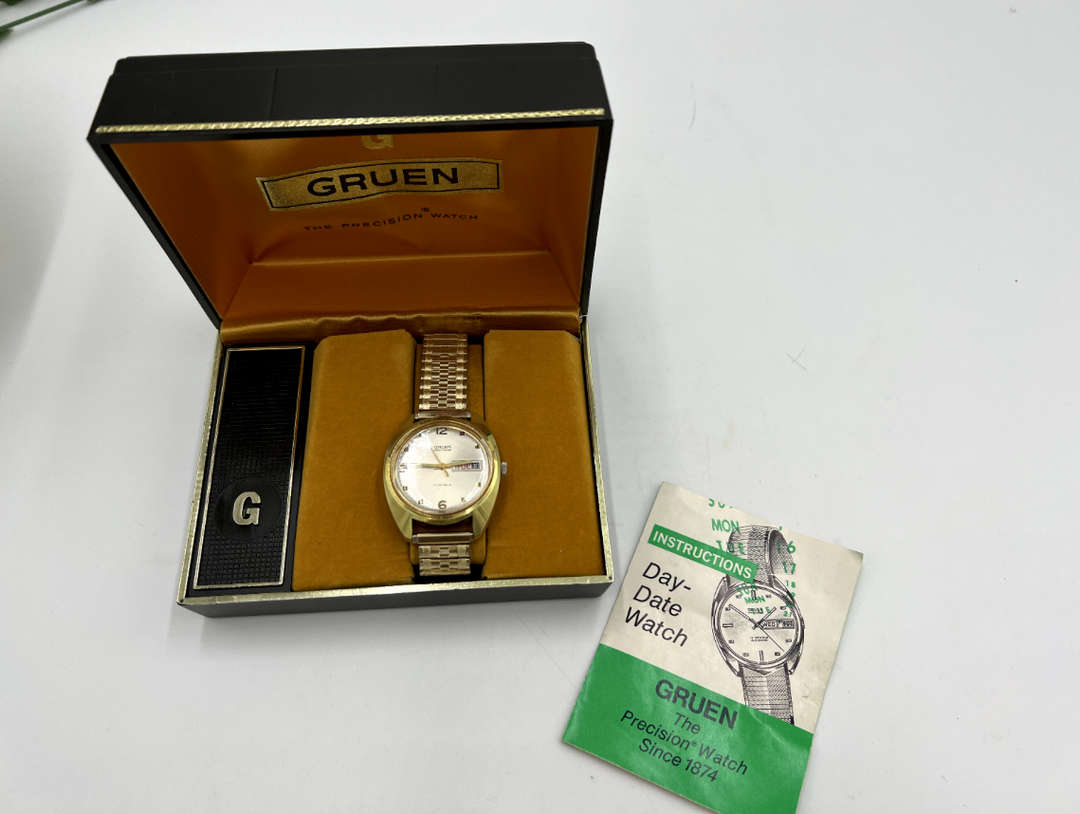 t653 Vintage Gruen Wrist Watch 17 Jewel Movement