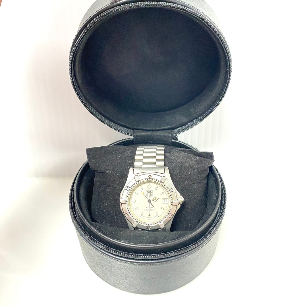 w071 Vintage TAG Heuer 2000 Professional 200M Stainless Steel Diving Wrist Watch