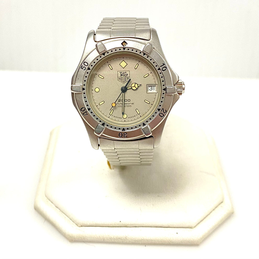 w071 Vintage TAG Heuer 2000 Professional 200M Stainless Steel Diving Wrist Watch