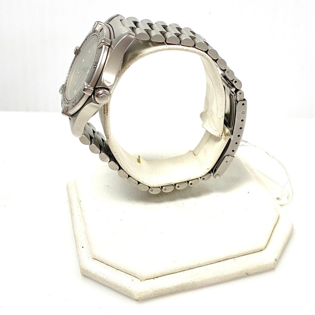 w071 Vintage TAG Heuer 2000 Professional 200M Stainless Steel Diving Wrist Watch