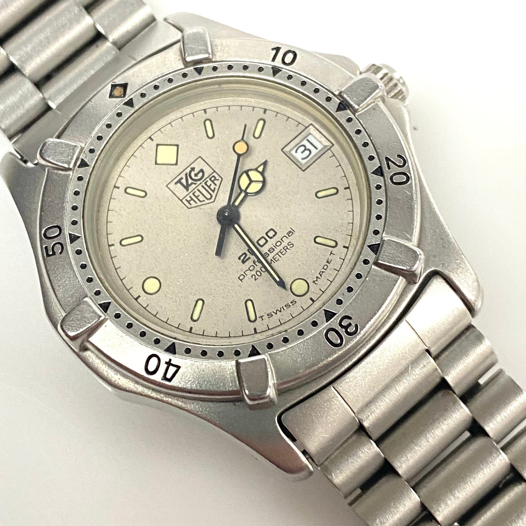 w071 Vintage TAG Heuer 2000 Professional 200M Stainless Steel Diving Wrist Watch