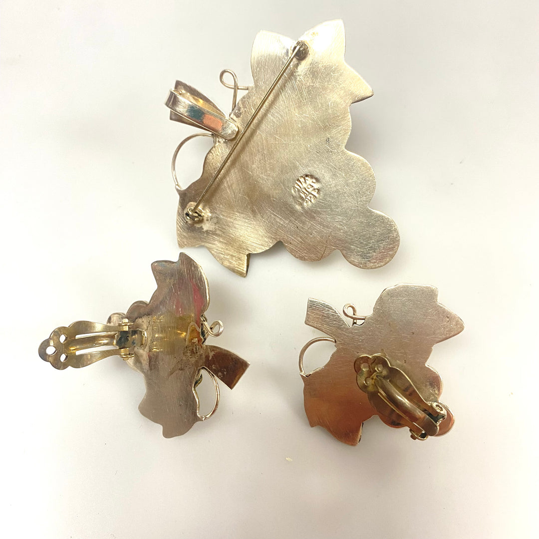 b756 Vintage Sterling Silver Grape Clip On Earrings and Pendant Brooch Pin Set