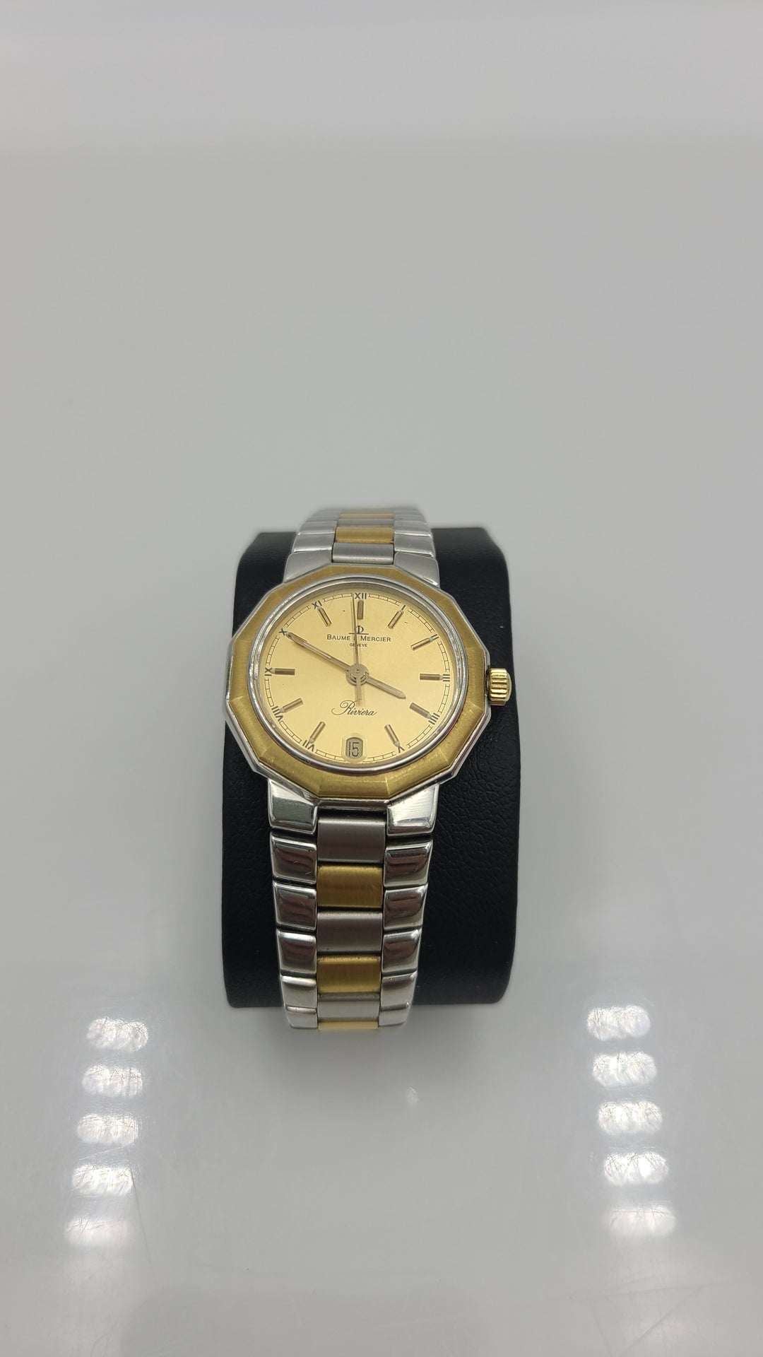 k951 Stylish Ladies Baume and Mercier Riviera Quartz Wristwatch