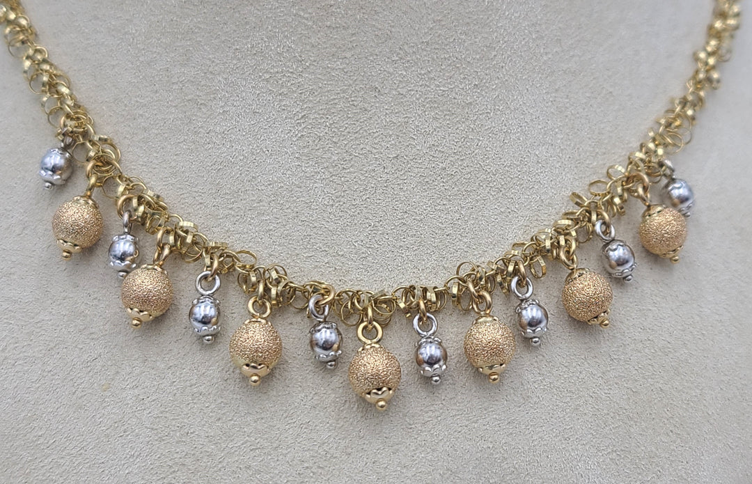 m687 Beautiful Ladies 14kt Yellow and White Gold 17" Necklace