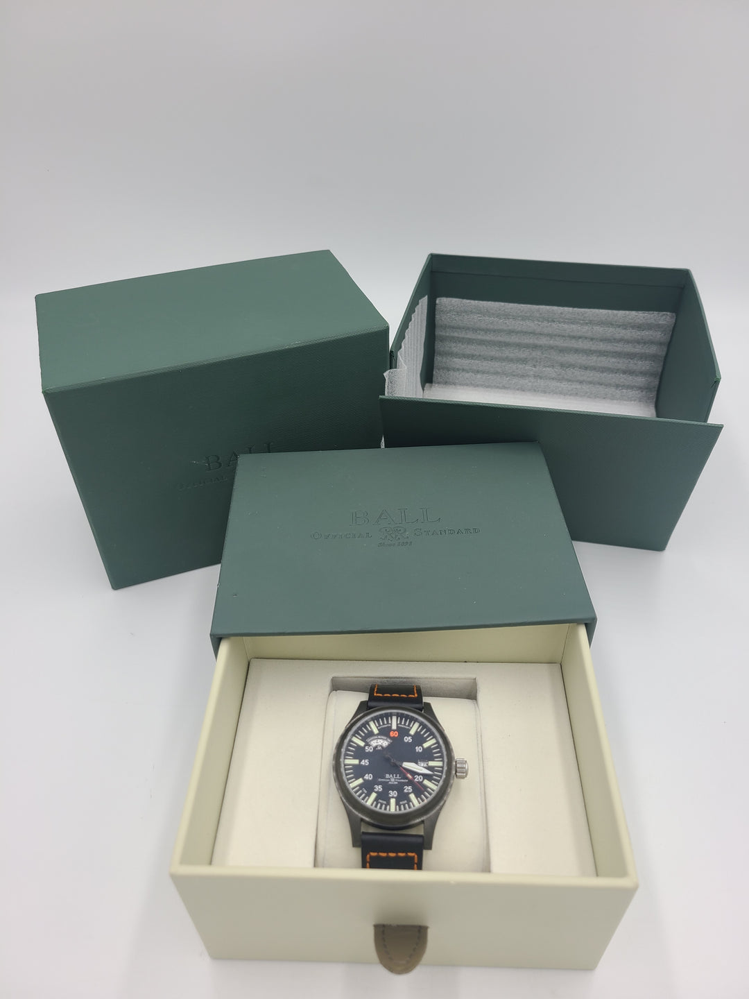 k691 Handsome Men's Automatic Ball Night Train Wristwatch