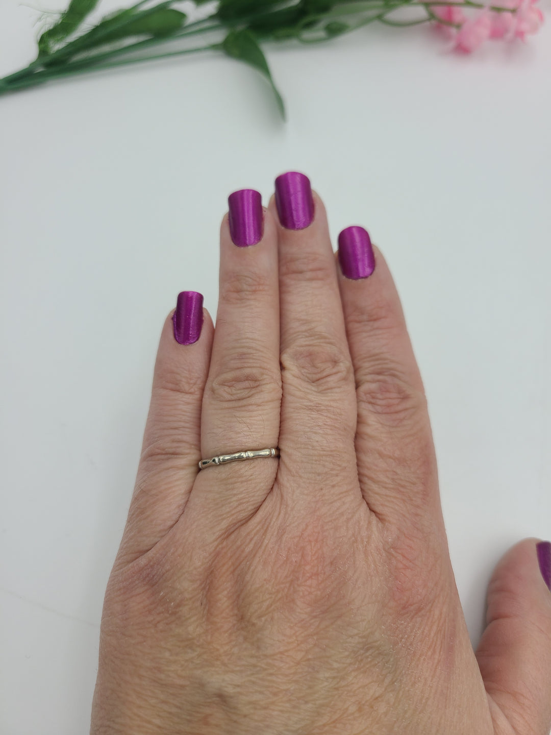 k807 Dainty 10kt White Gold Ladies Bamboo Band Size 7