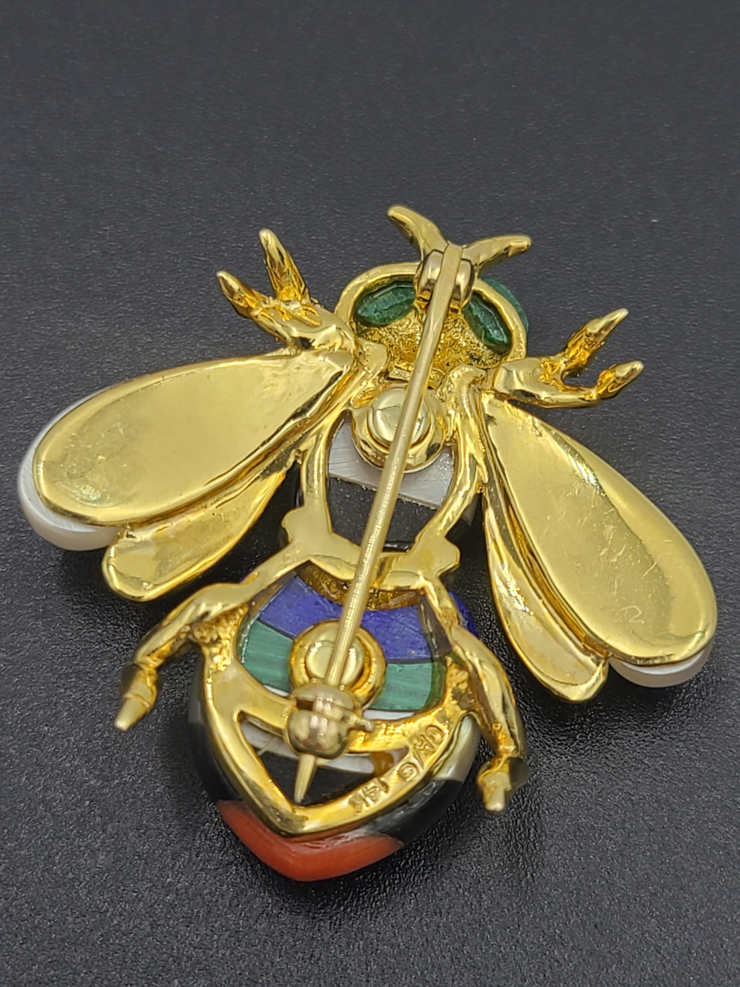 k824 Cute Asch Grossbardt 14kt Yellow Gold Multiple Gemstone Bee Pin Brooch