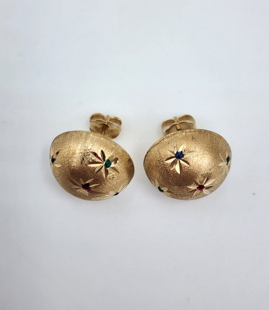 e383 Vintage Brushed Dome Stud Earrings with Red Green Blue Accents