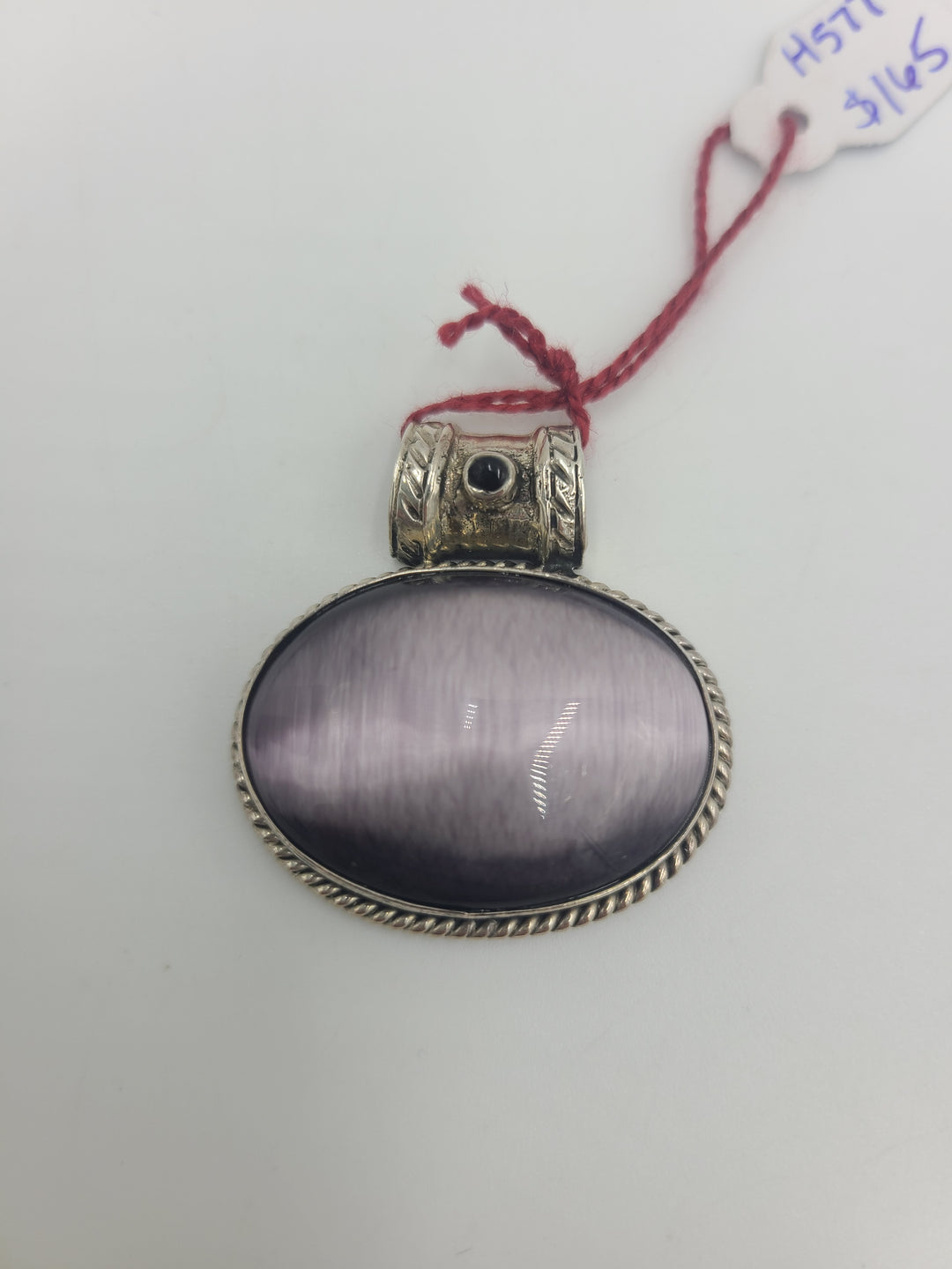 h577 Vintage Sterling Silver Oval Purple Cats Eye Pendant