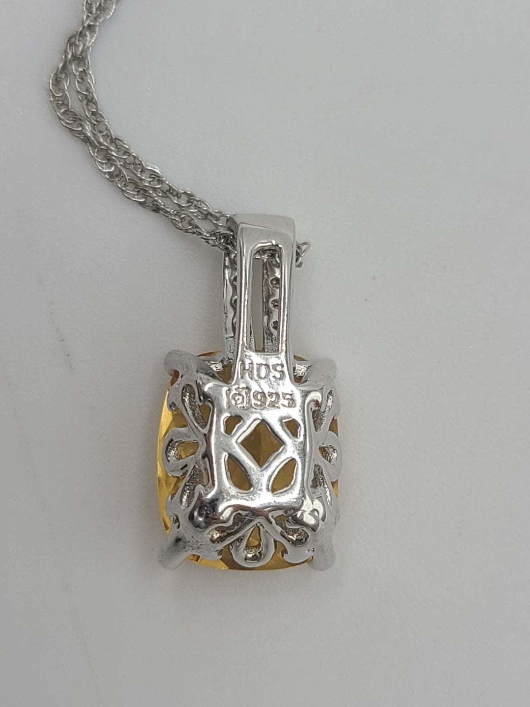 k656 Lovely Ladies Sterling Silver Citrine and Cubic Zirconia Pendant 18" Link Chain