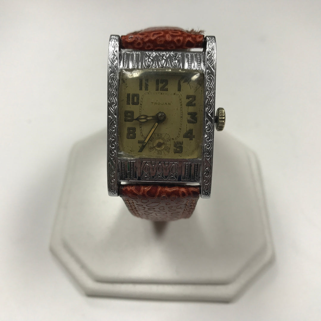 d311 Vintage  Trojan Swiss 6J Mechanical Swiss Men's Wrist Watch