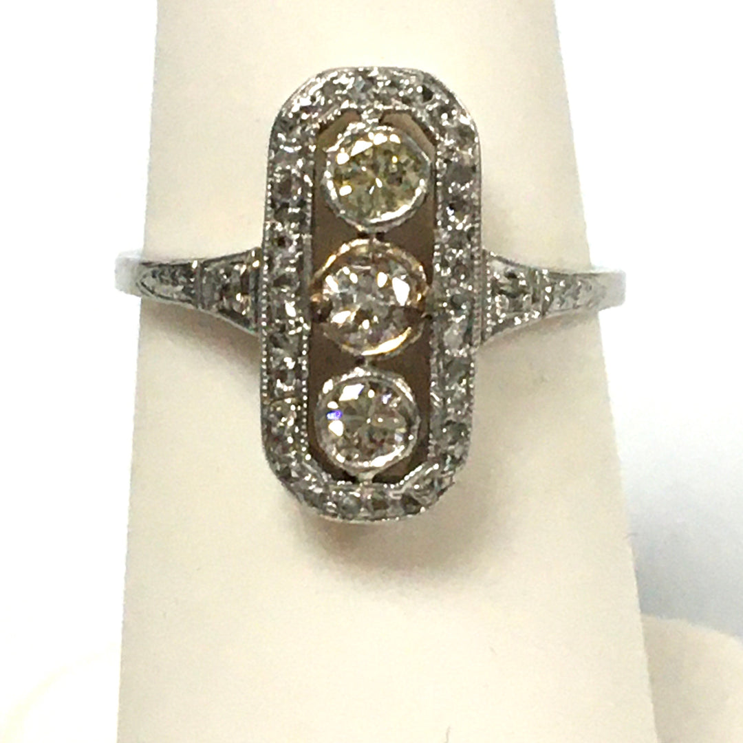 d979 Antique 18k White Gold 0.50cts Diamond Angagement Ring Size 5.5