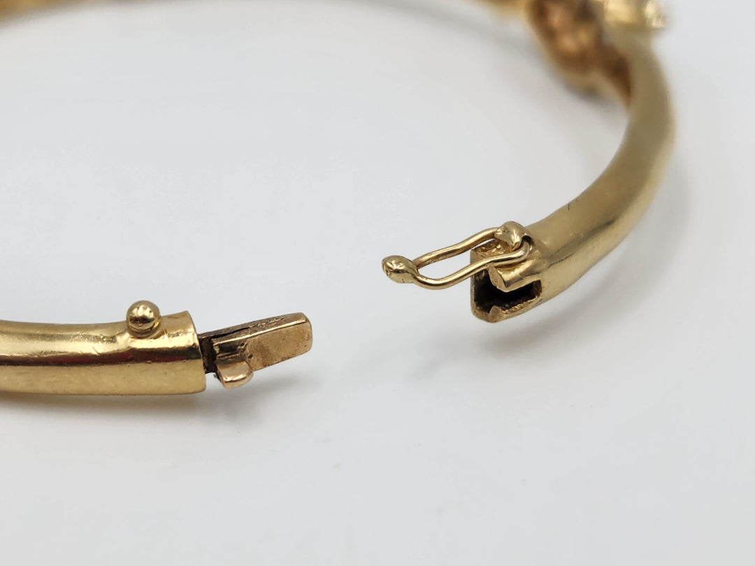 e664 Vintage Ladies 14kt Yellow Gold Diamond Bangle Bracelet