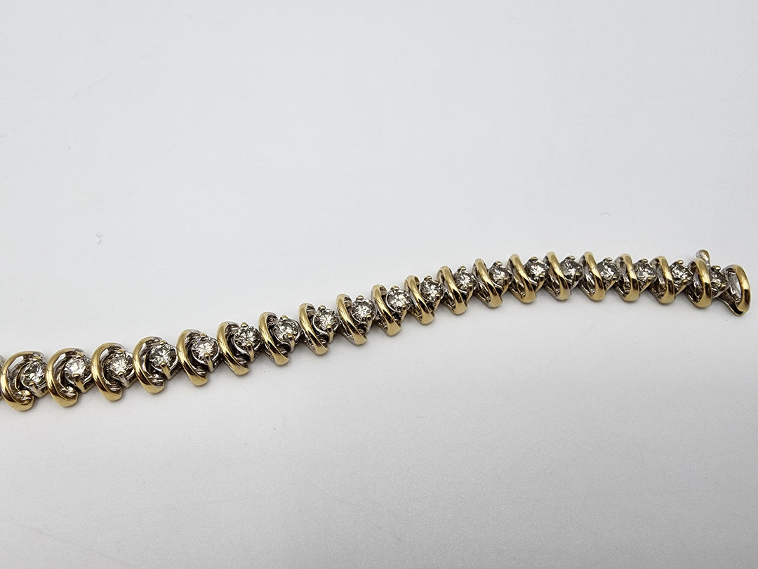 m722 Stunning 4.80cts Two Tone Diamond Tennis Bracelet in 14kt Gold