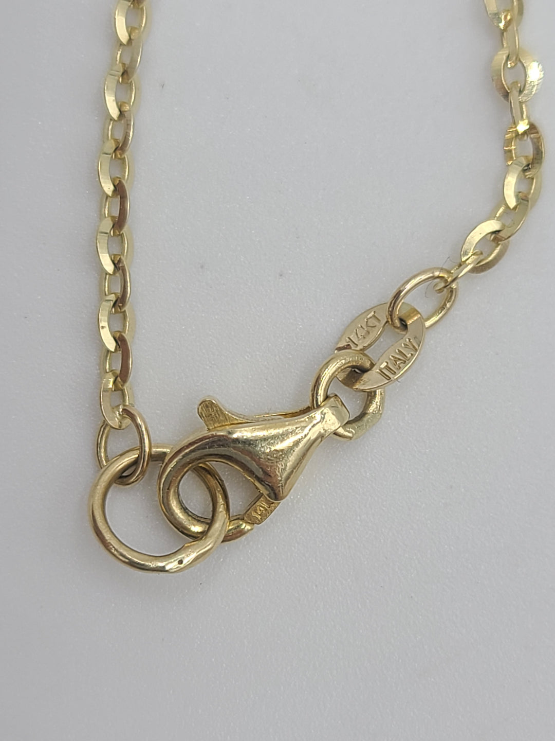 k744 Lovely 14kt Yellow Gold Anbinder Jerusalem 20" Link Necklace and Moveable Diamond and Enamel Pendant