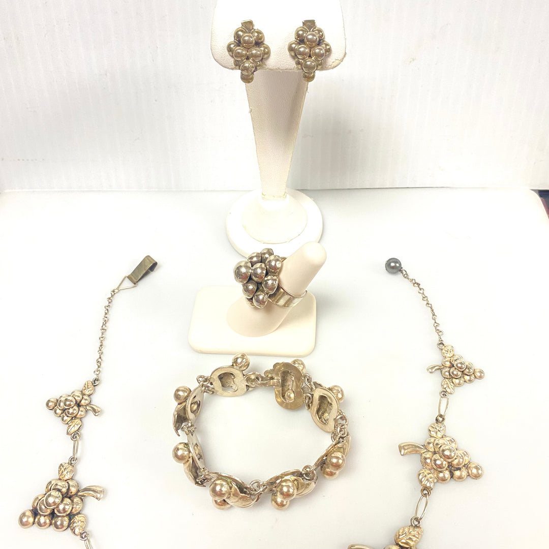 h854 Vintage Sterling Silver Necklace Bracelet Ring Earrings Set Grape Bunch