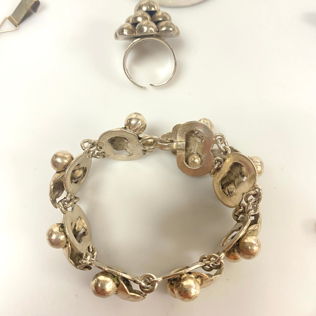 h854 Vintage Sterling Silver Necklace Bracelet Ring Earrings Set Grape Bunch