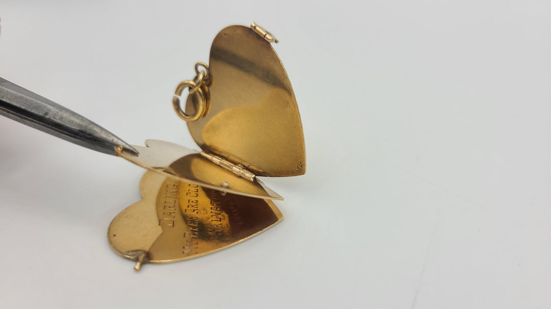 a743 Beautiful Large Heart Shape 14k Yellow Gold Locket