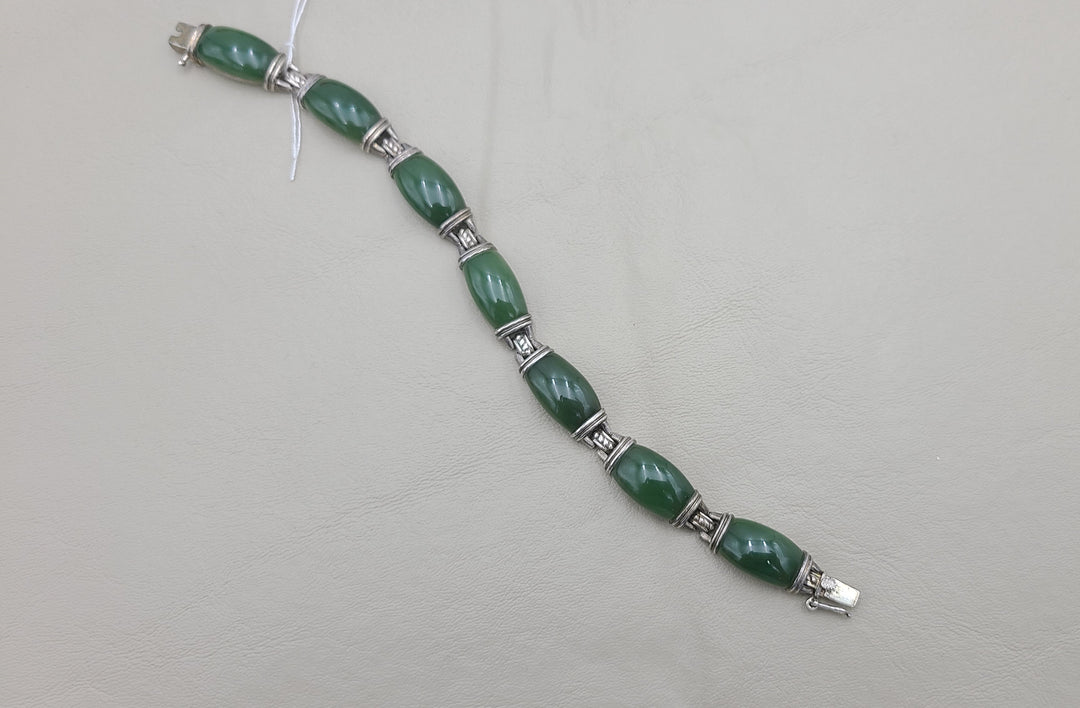 u477 Vintage Sterling Silver 925  Green Nephrite Necklace 24" Long & Bracelet 7"