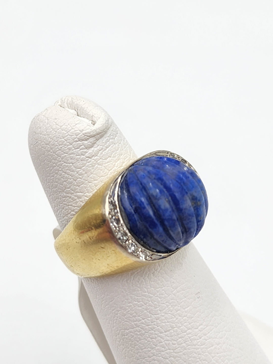 e665 Vintage Unisex 14kt Yellow Gold Domed Lapis Lazuli and Diamond Ring
