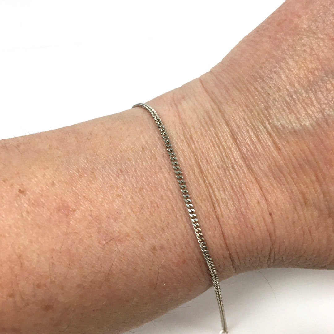m734 Vintage Sterling Silver Curb Style Link Chain Charm Bracelet 6.75" Long