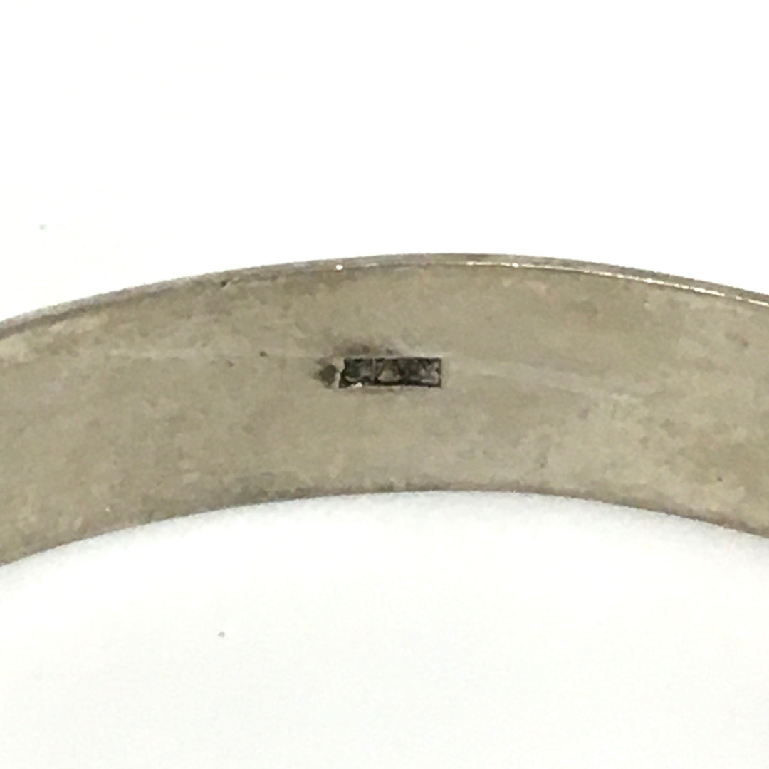 m741 Vintage Egyptian Oval Shaped Cartouche Silver Hinged Bangle Bracelet 7.5"
