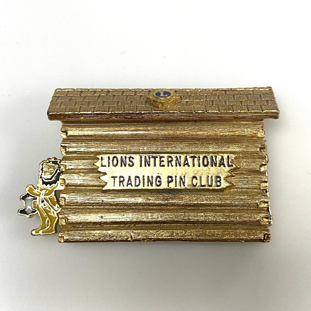 m748 Vintage Lions International Trading Pin Club (LITPC) Log Cabin Lapel Pin