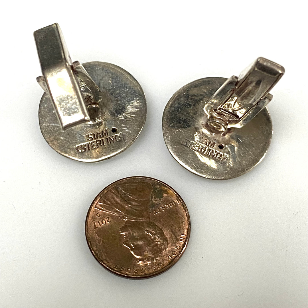 m774 Vintage Siamese Sterling Silver Cufflinks Detailed Elephant Emblem Niello Background