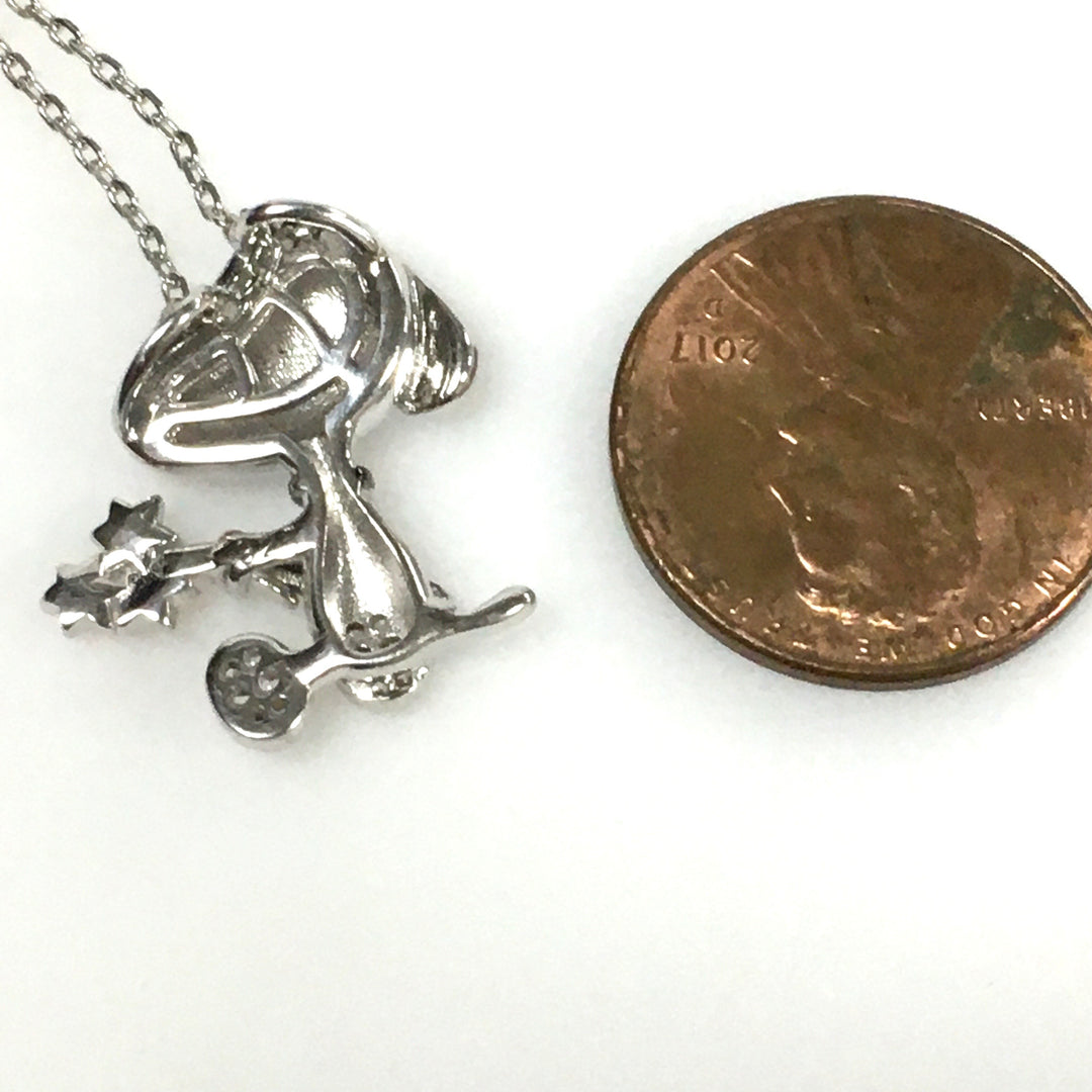 m798  Sterling Silver 17" Necklace & Peanuts Snoopy Pendant Crystal-paved Feet