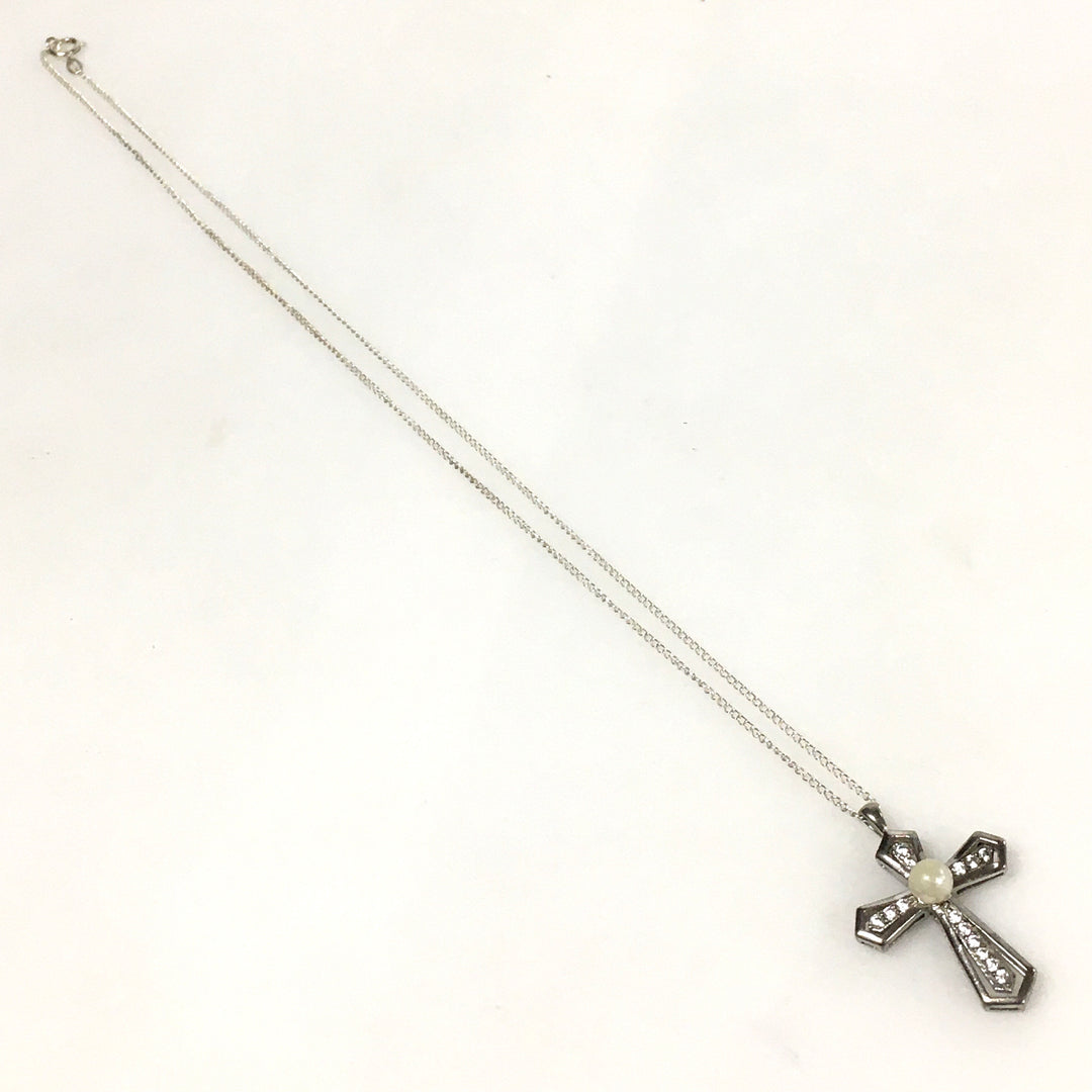 m824 Vintage Sterling Silver Cross Pendant Pearl & CZ on 16" Chain Necklace