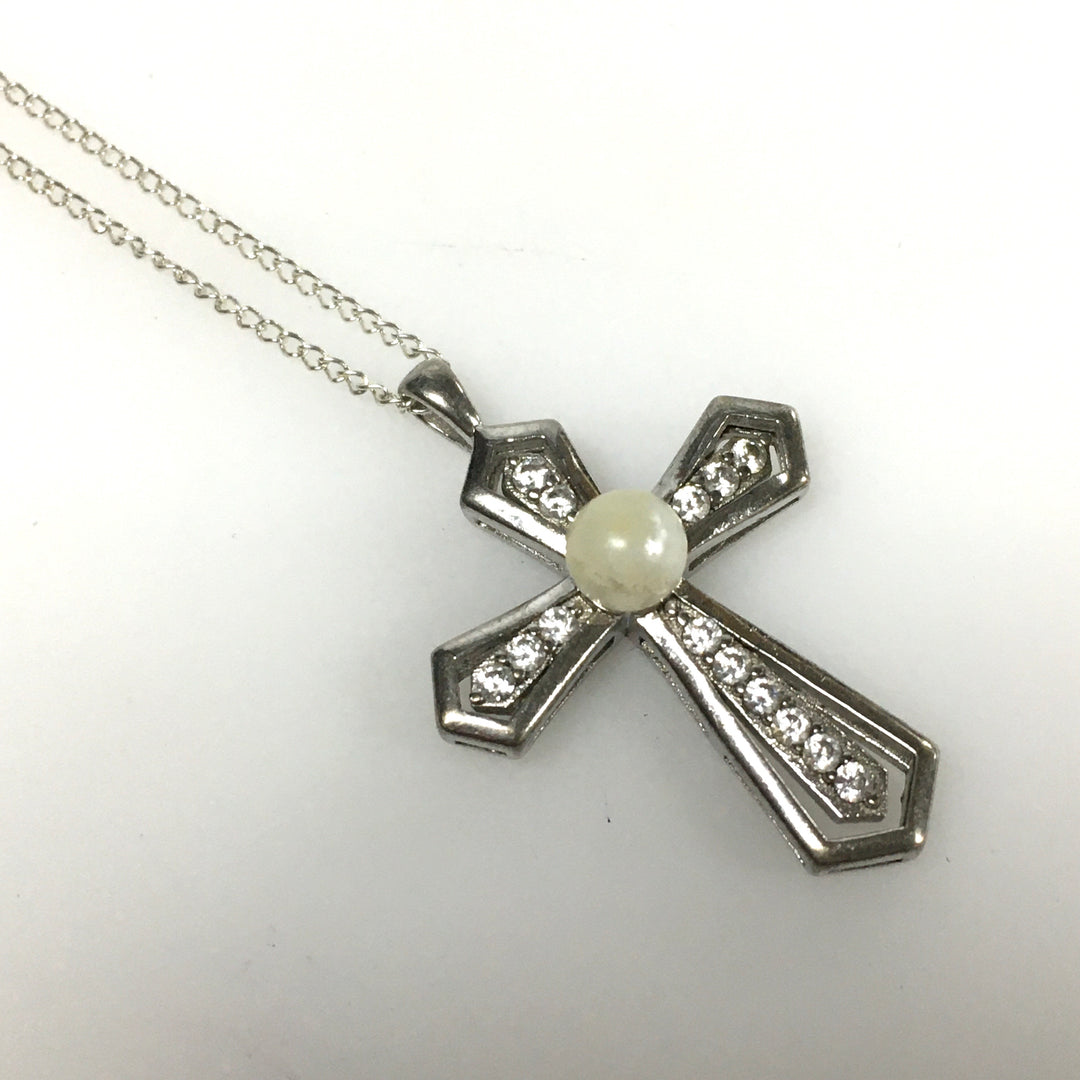 m824 Vintage Sterling Silver Cross Pendant Pearl & CZ on 16" Chain Necklace