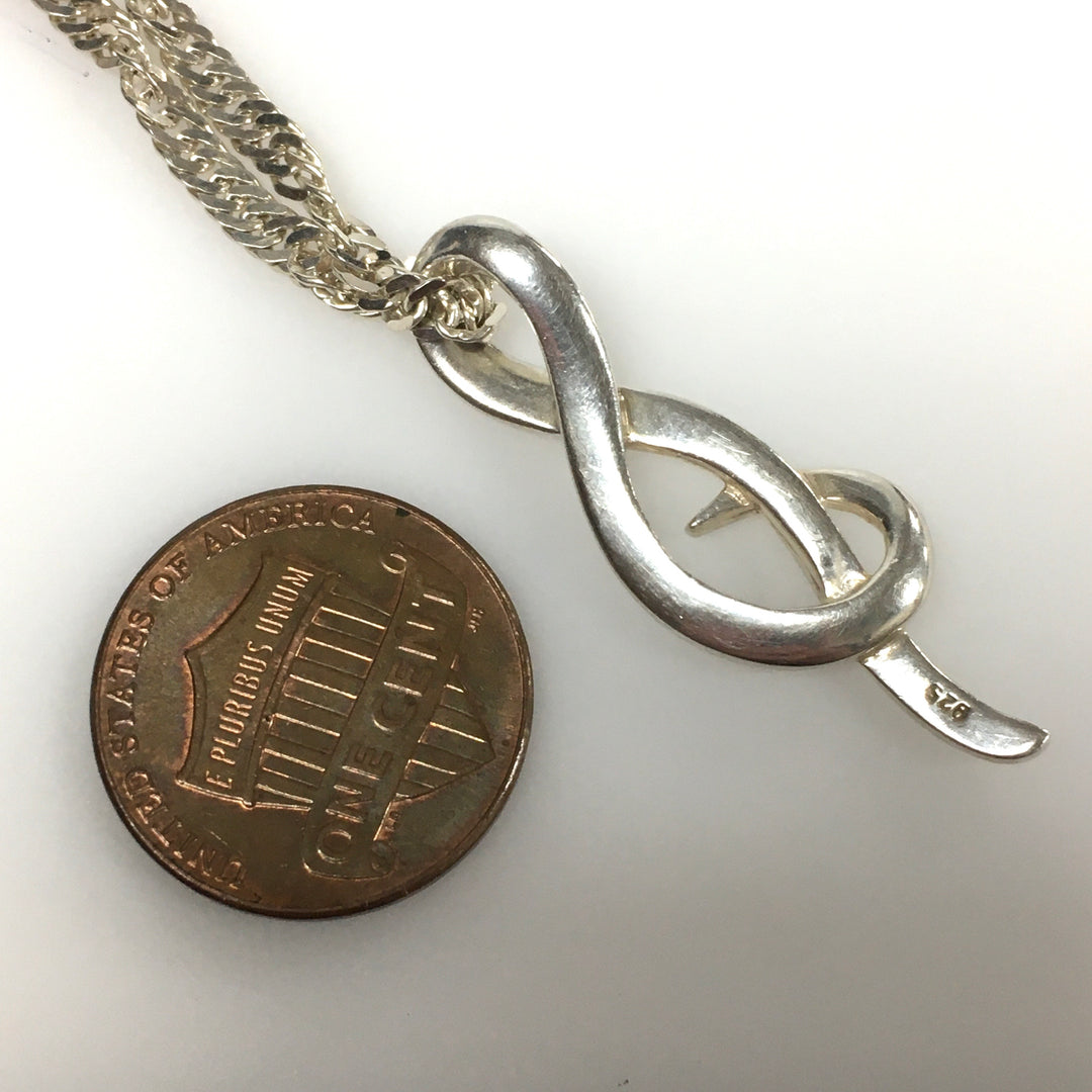 m827 Vintage Sterling Silver Infinity Loop Pendant 24" Twisted Chain Necklace