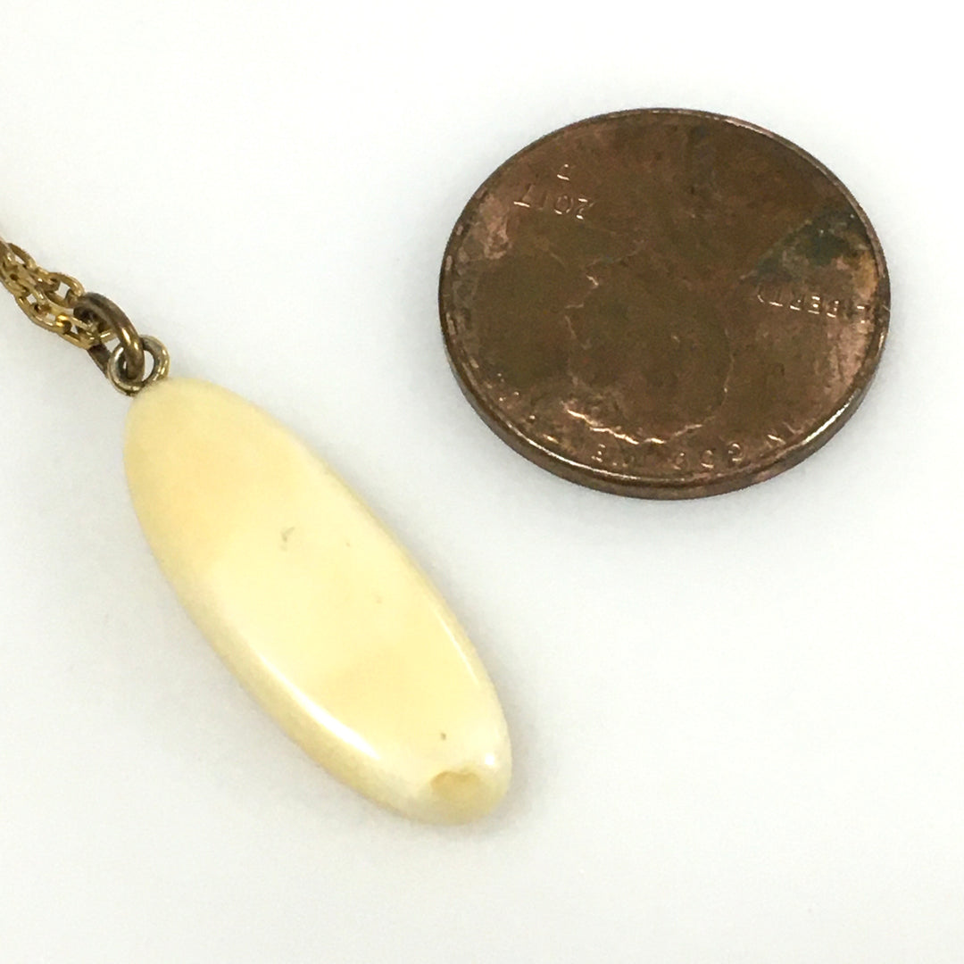 m829 Vintage 10K Yellow Gold Cream Gemstone Pendant 10K YG Chain Necklace 23"