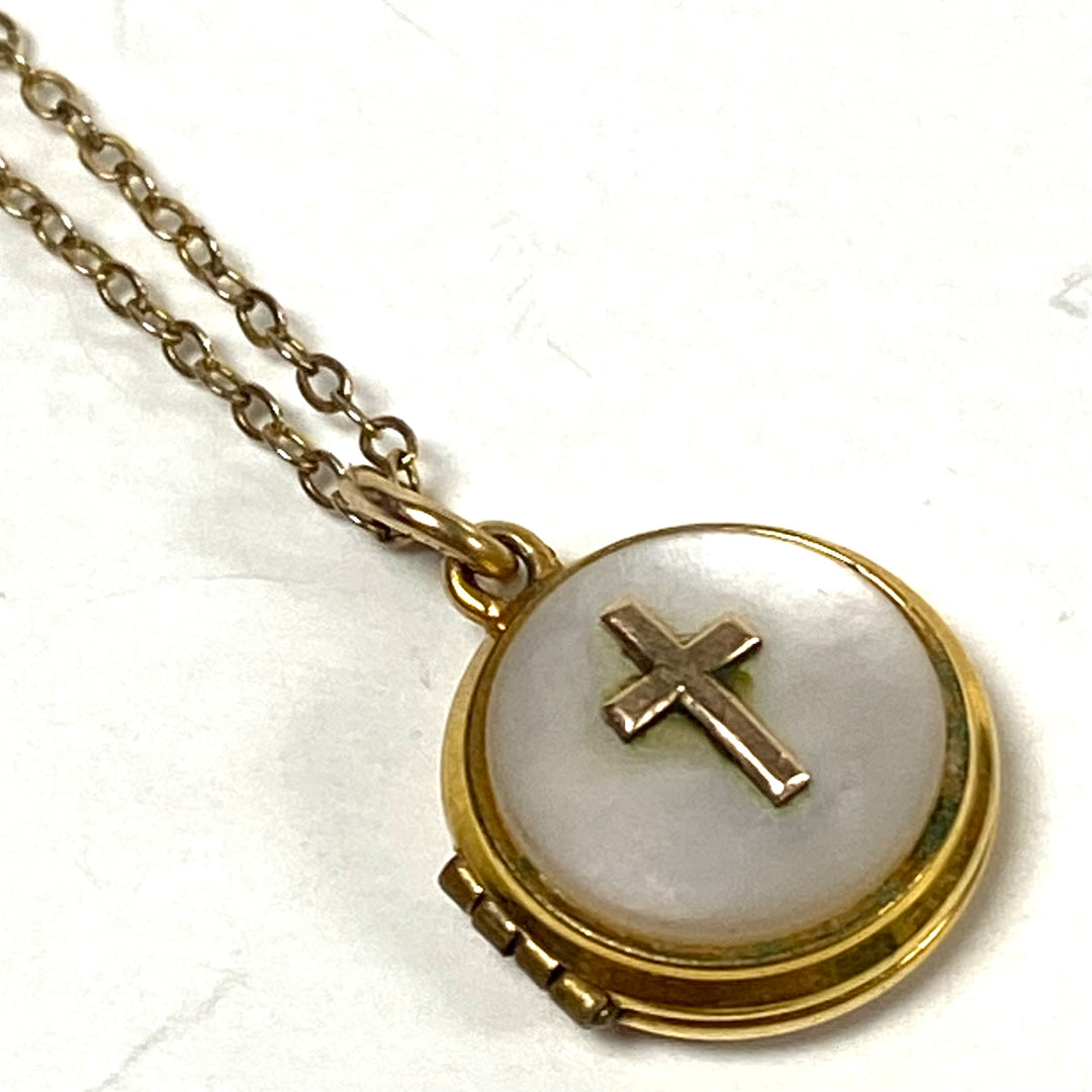 m833 Vintage 12K GF Latin Cross Mother-of-pearl Locket Pendant 17" Necklace