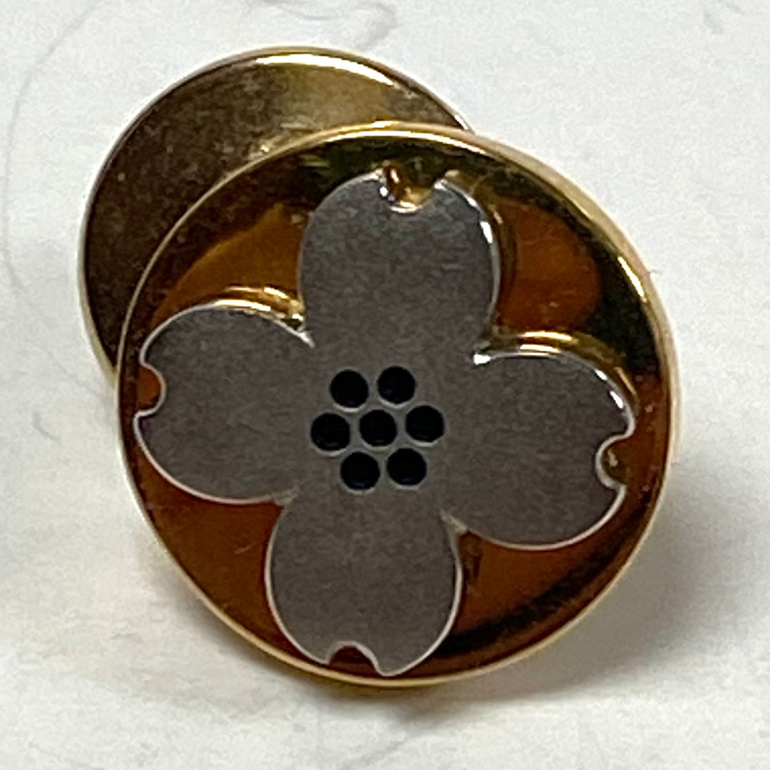 m835 Vintage Two-tone 10K Gold Flower Lapel Pin Button Dogwood or Cherry Blossom