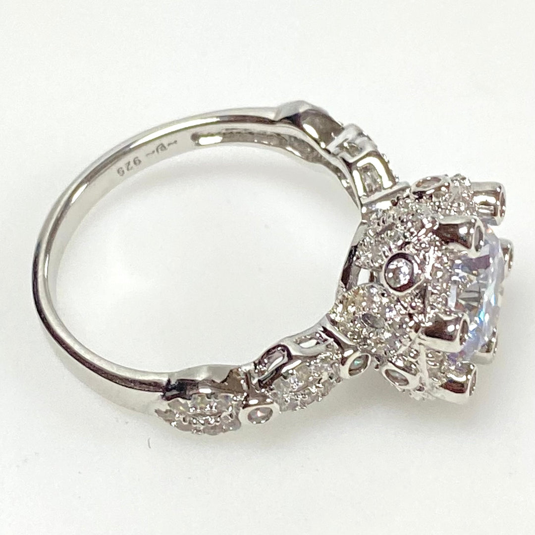 m849 Sterling Silver 925 Round Brilliant-cut Center Stone with Halo Border Sz 8