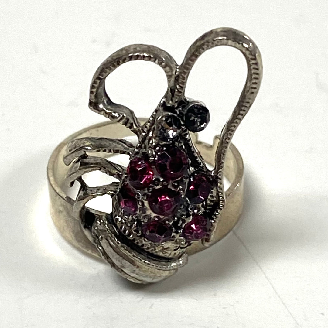 m850 Vintage Silver Tone Lobster Ring Accented with Cluster Style Rhinestones Size 8 Adjustable