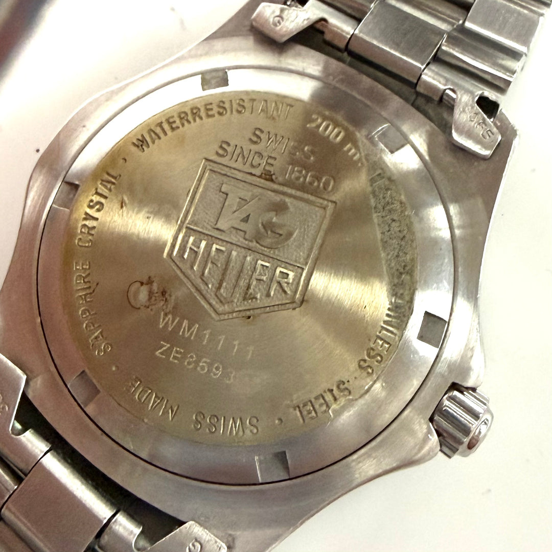 m861 Vintage TAG Heuer 2000 Series Professional 200M Model WM1111 Wrist Watch