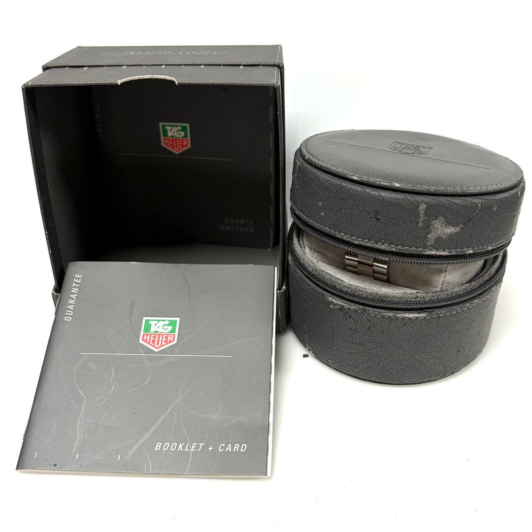 m861 Vintage TAG Heuer 2000 Series Professional 200M Model WM1111 Wrist Watch