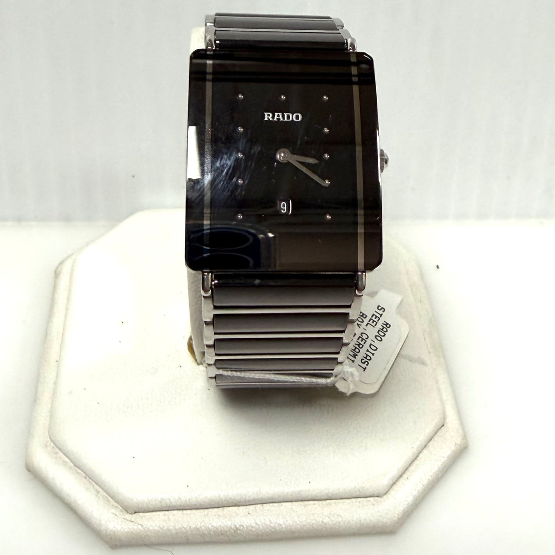 m862 Vintage Rado Integral Jubilé Luxury Black Mirror-finish Face Wrist Watch