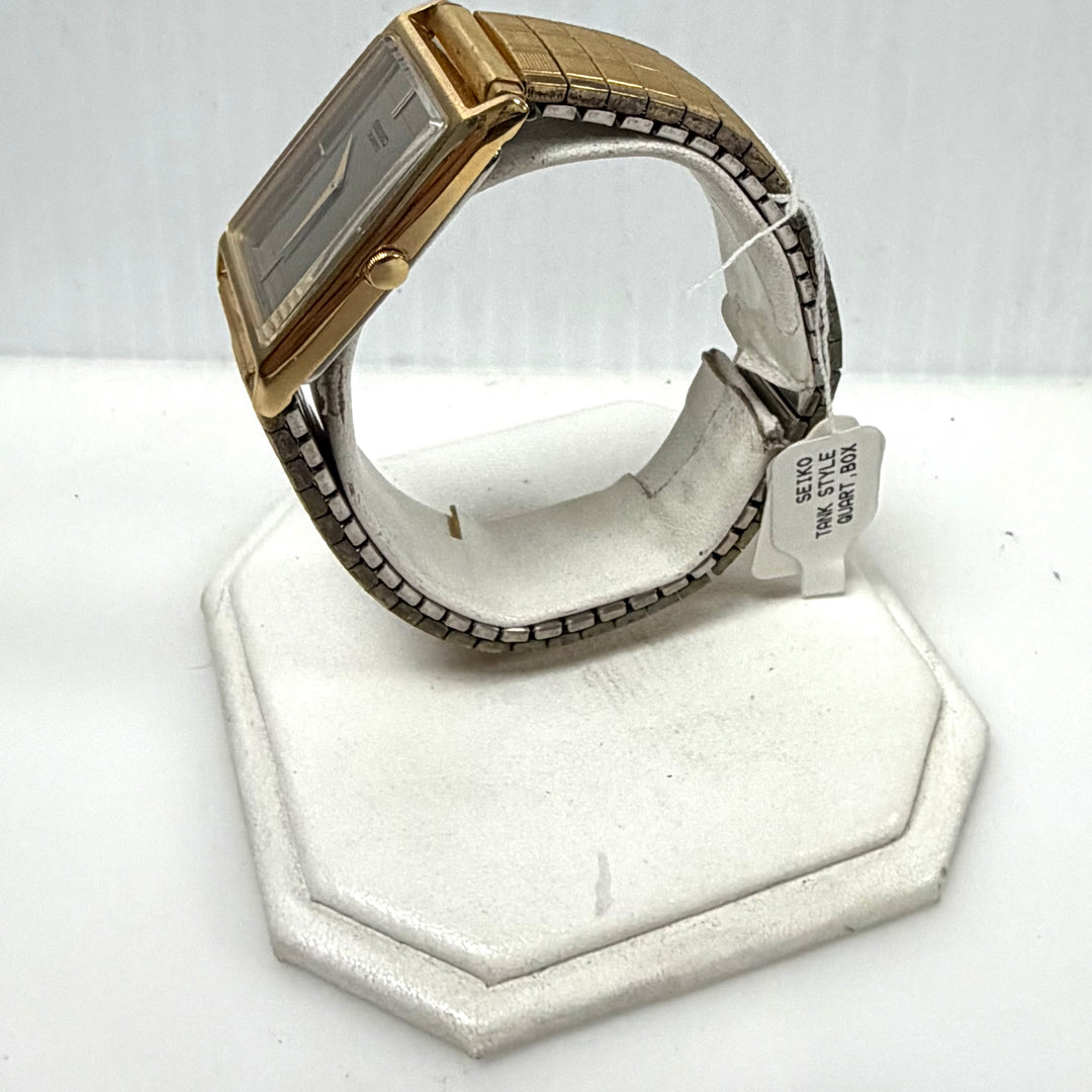 m865 Vintage Seiko Japan Quartz Movement "Tank" Style Rectangular Wrist Watch