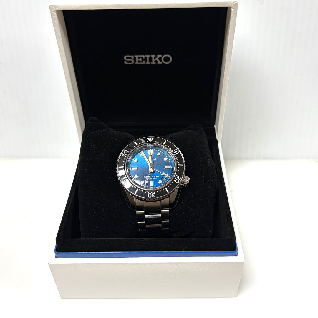 m870 Seiko Prospex 1968 Heritage Diver's GMT U.S. Limited Edition Watch SPB477