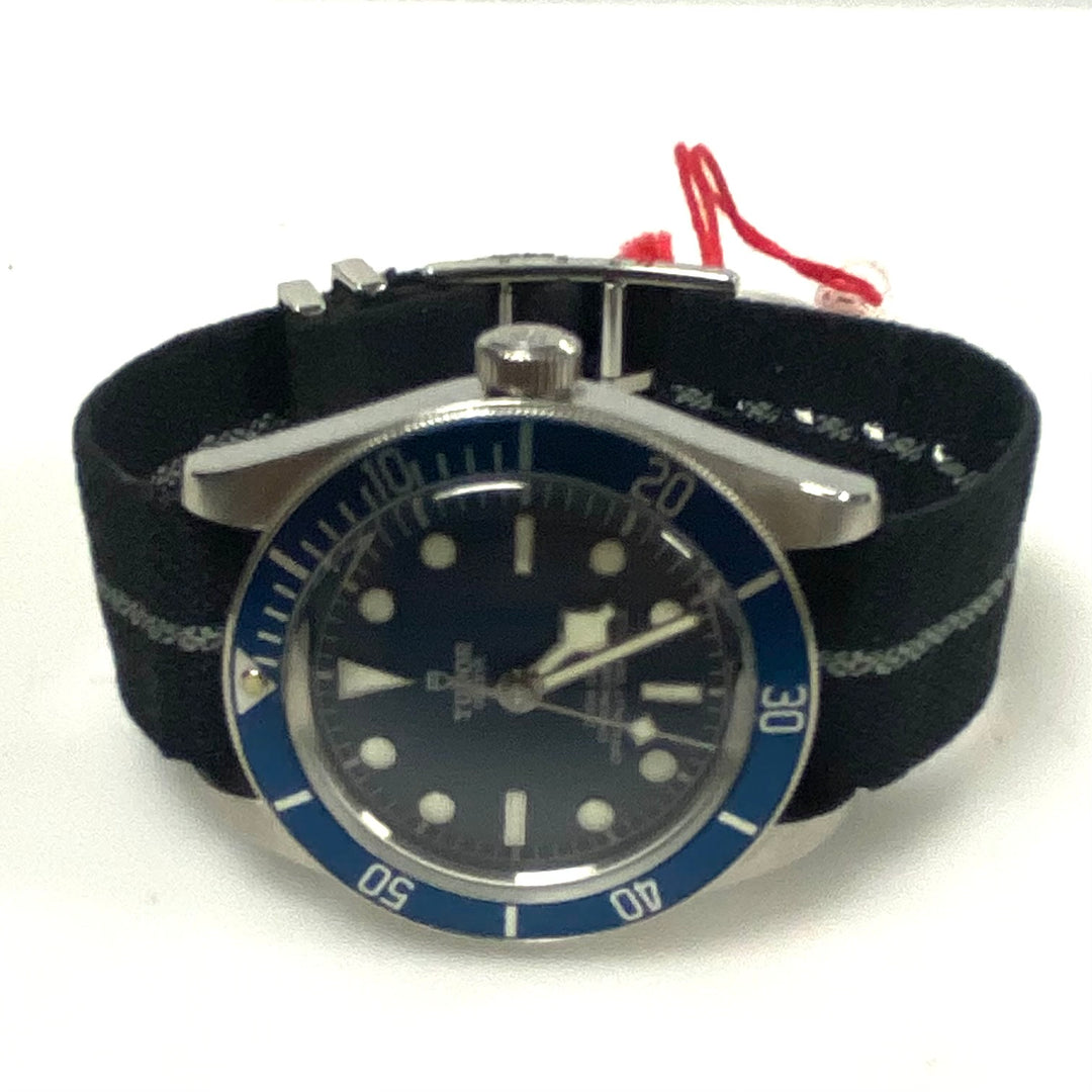 m876 Tudor Black Bay Fifty-Eight Modern Classic Diver Blue Dial Men Wrist Watch