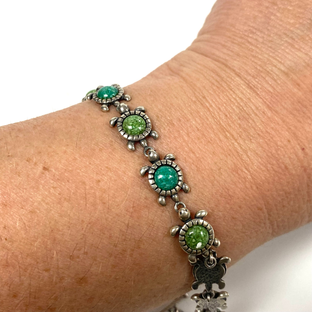 m880 Vintage Carolyn Pollack Turtle Themed Sterling & Turquoise Bracelet 7" long